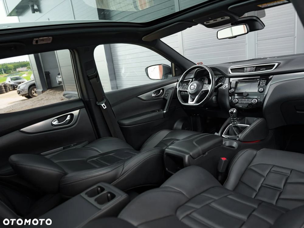 Nissan Qashqai 1.6 DCi Tekna+ - 18