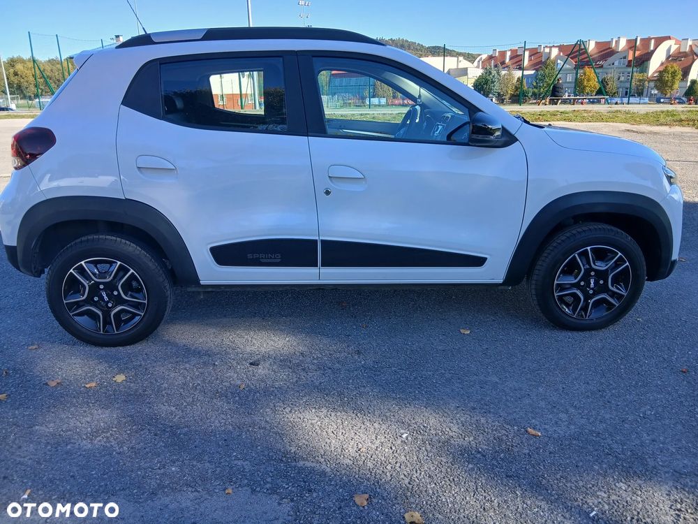 Dacia Spring - 8