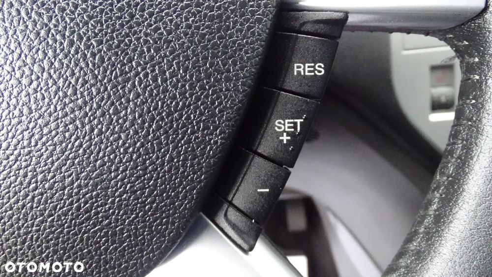 Ford Kuga 2.0 TDCi Titanium - 17