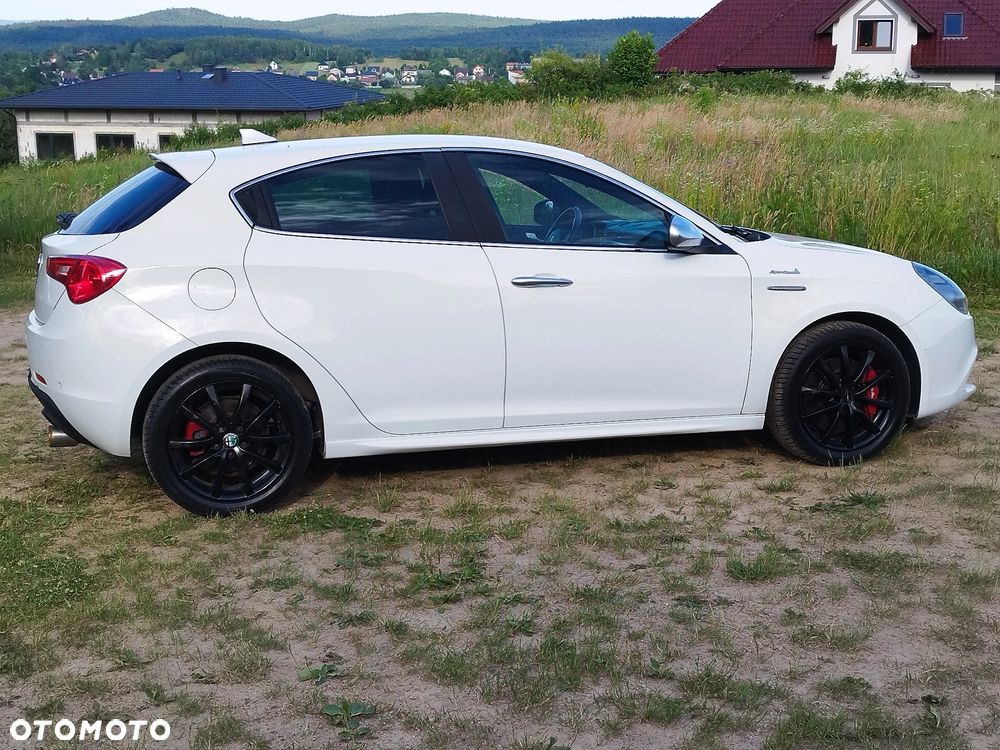 Alfa Romeo Giulietta - 24
