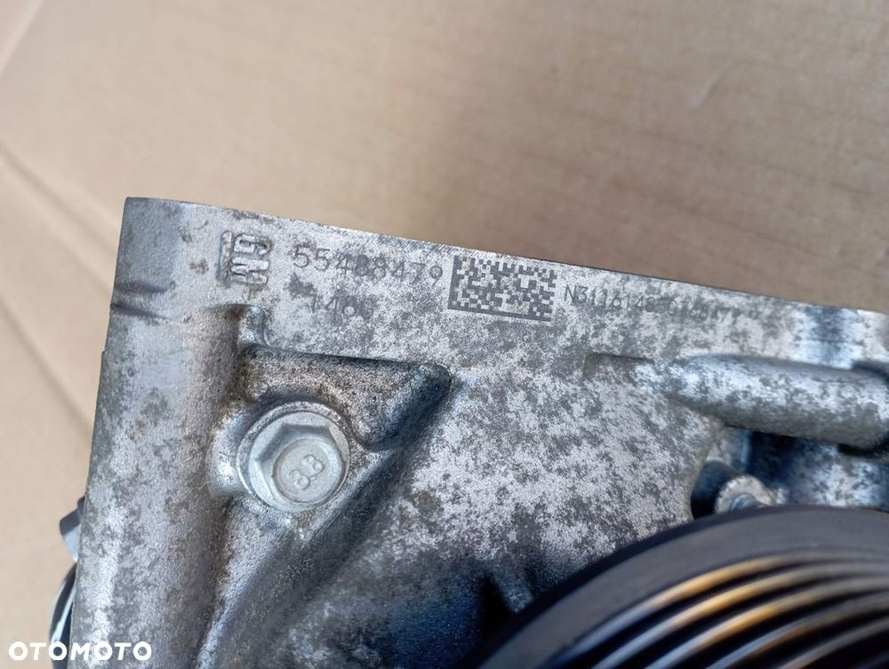 OPEL ZAFIRA C 1.6 CDTI POMPA WODY 55488479 - 3