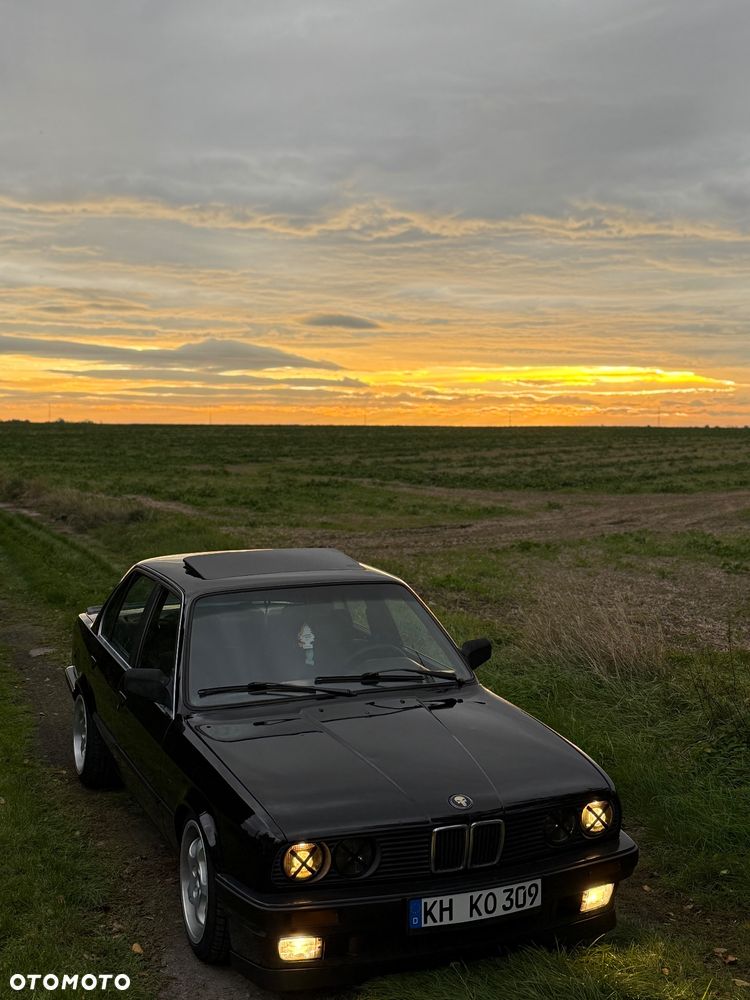 BMW Seria 3 316i - 1