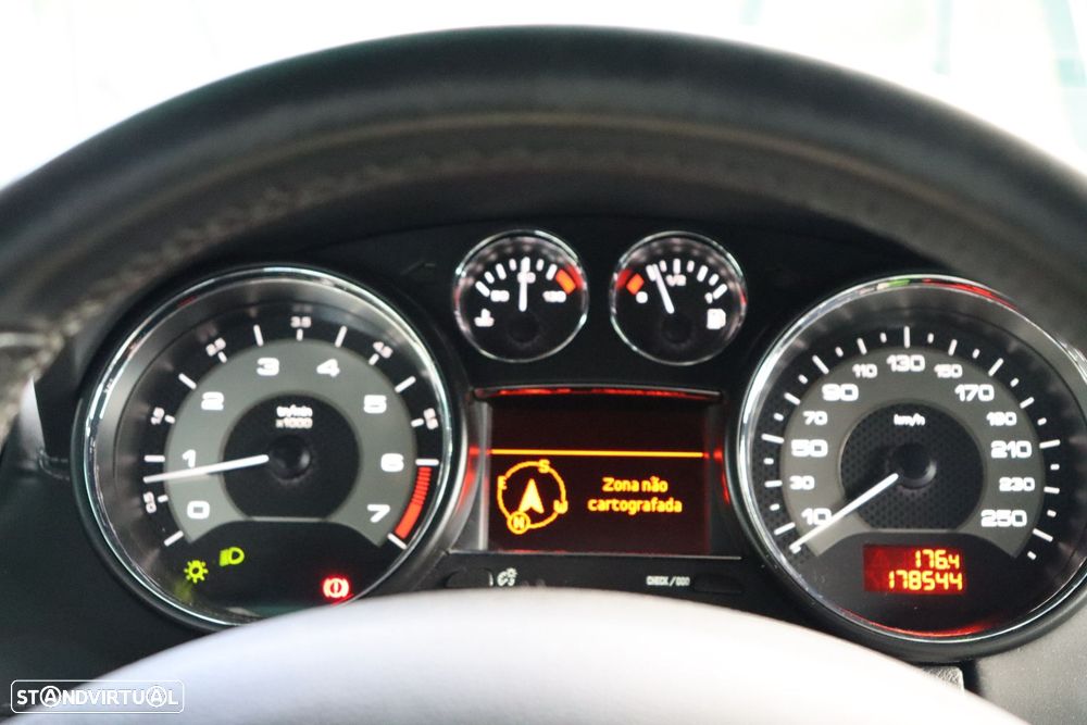 Peugeot RCZ 1.6 THP - 9