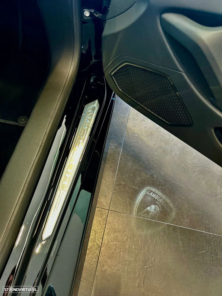 Lamborghini Huracán EVO - 10