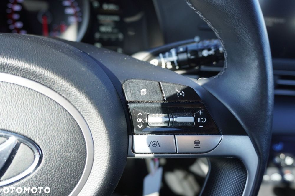 Hyundai Elantra - 14