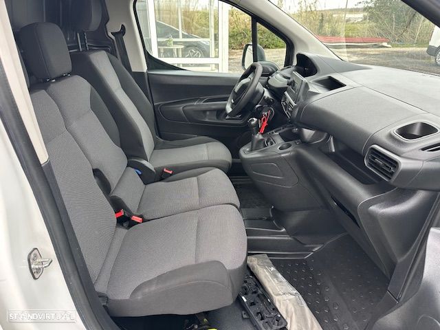 Peugeot PARTNER LONGA 3 LUGARES - 13