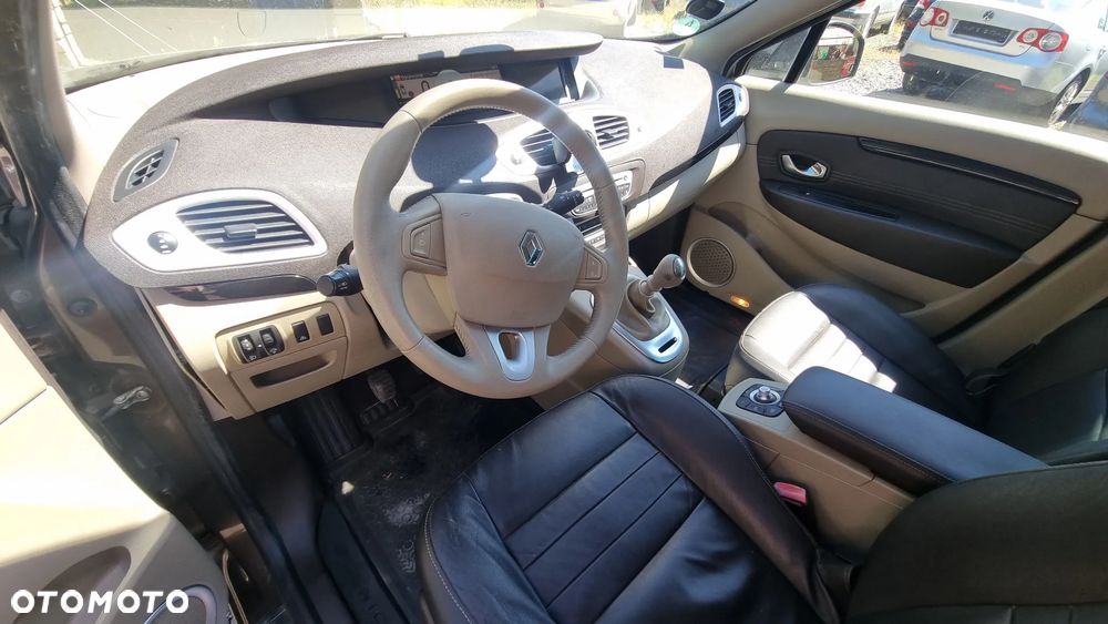 Renault Scenic TCe 130 Luxe - 3