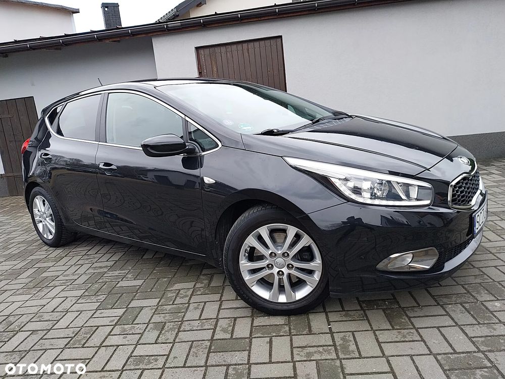 Kia Ceed 1.4 CVVT Dream Team Edition - 33