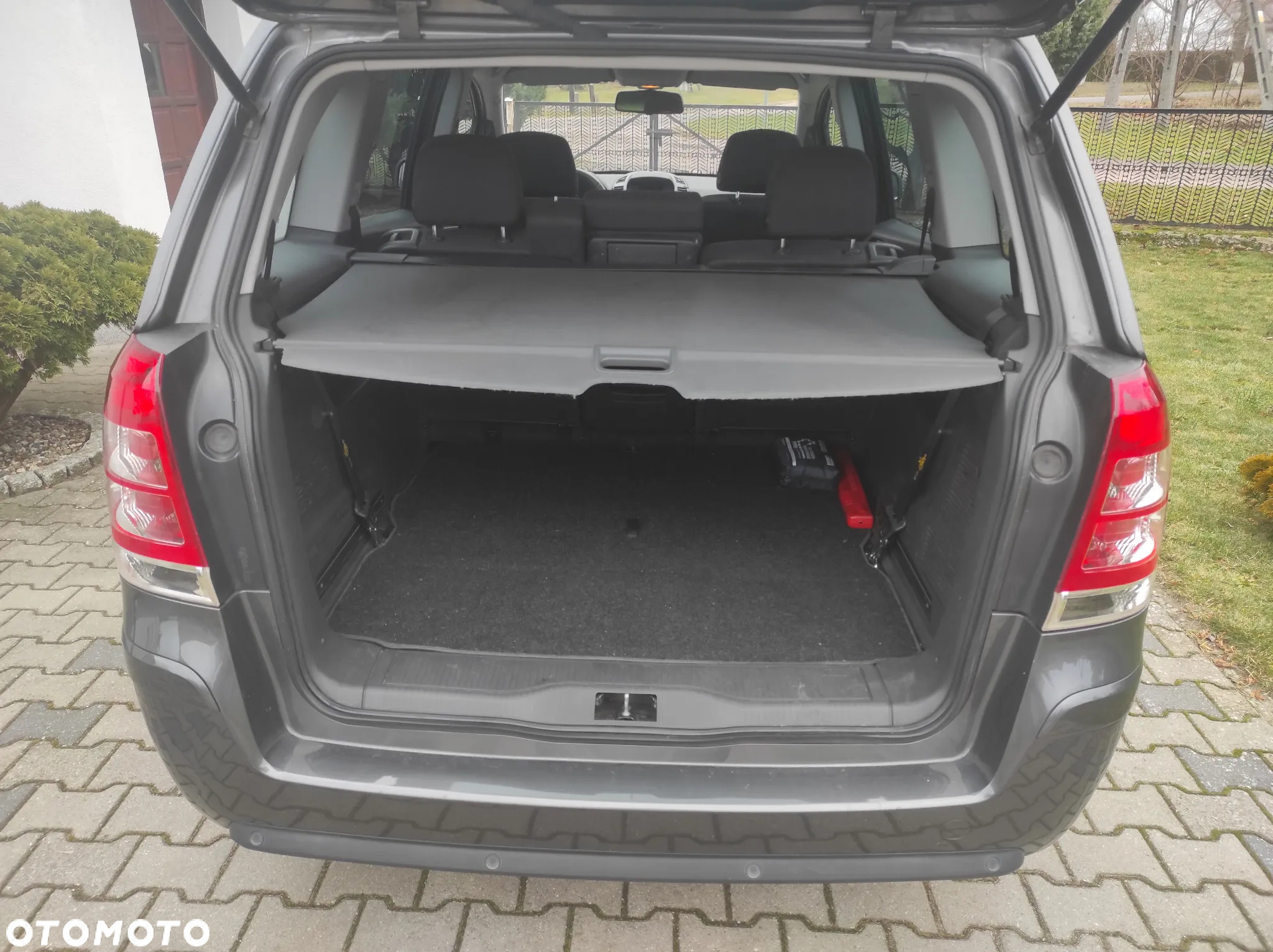Opel Zafira 1.8 Cosmo - 15