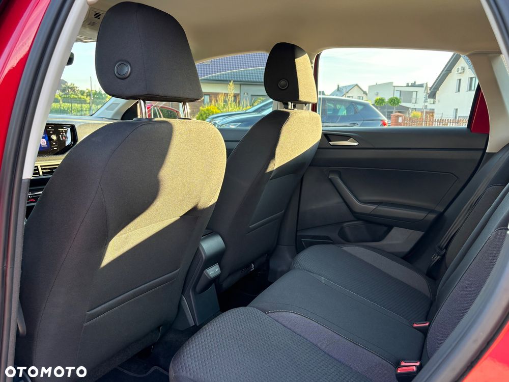 Volkswagen Polo 1.0 ACTIVE - 10