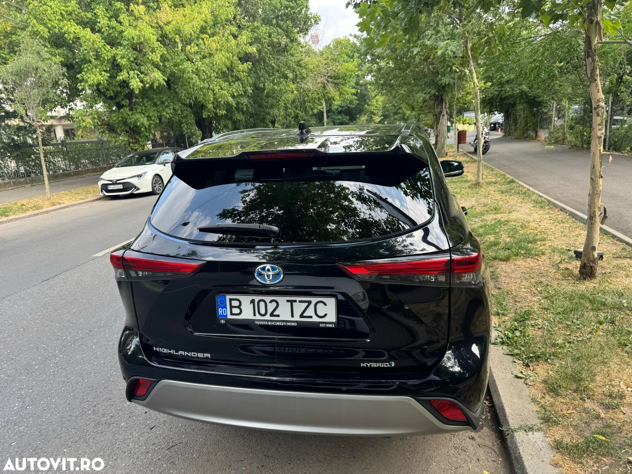Toyota Highlander 2.5 L Hybrid Dynamic Force 248CP Luxury Metallic - 5