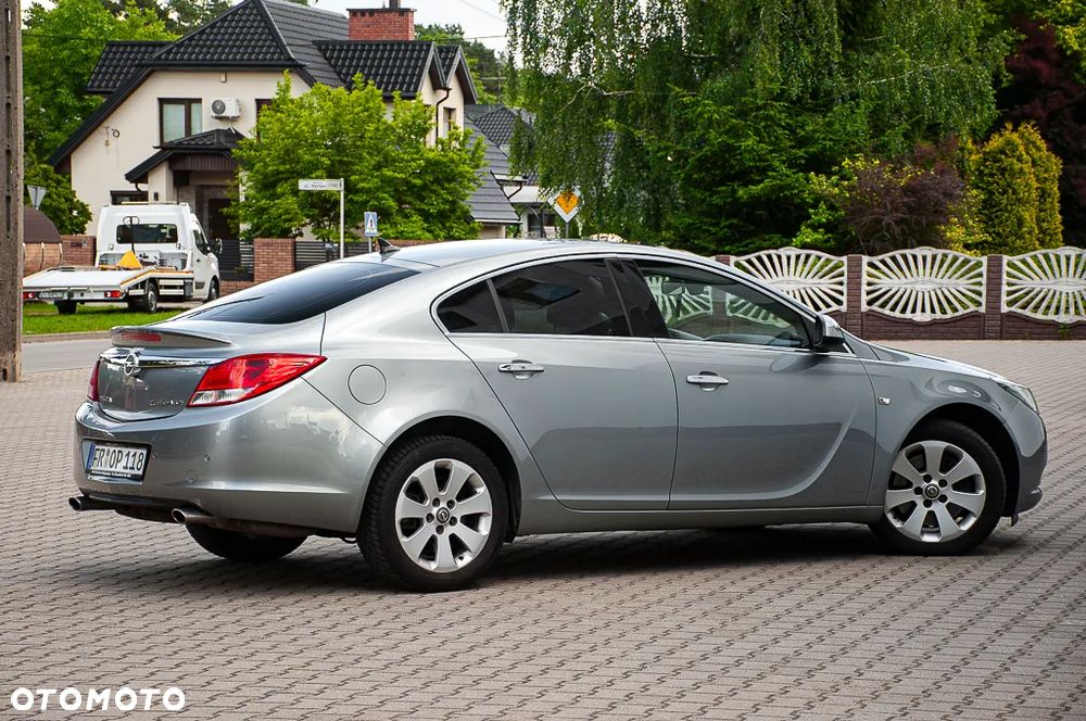 Opel Insignia 2.8 Turbo 4x4 Sport - 10