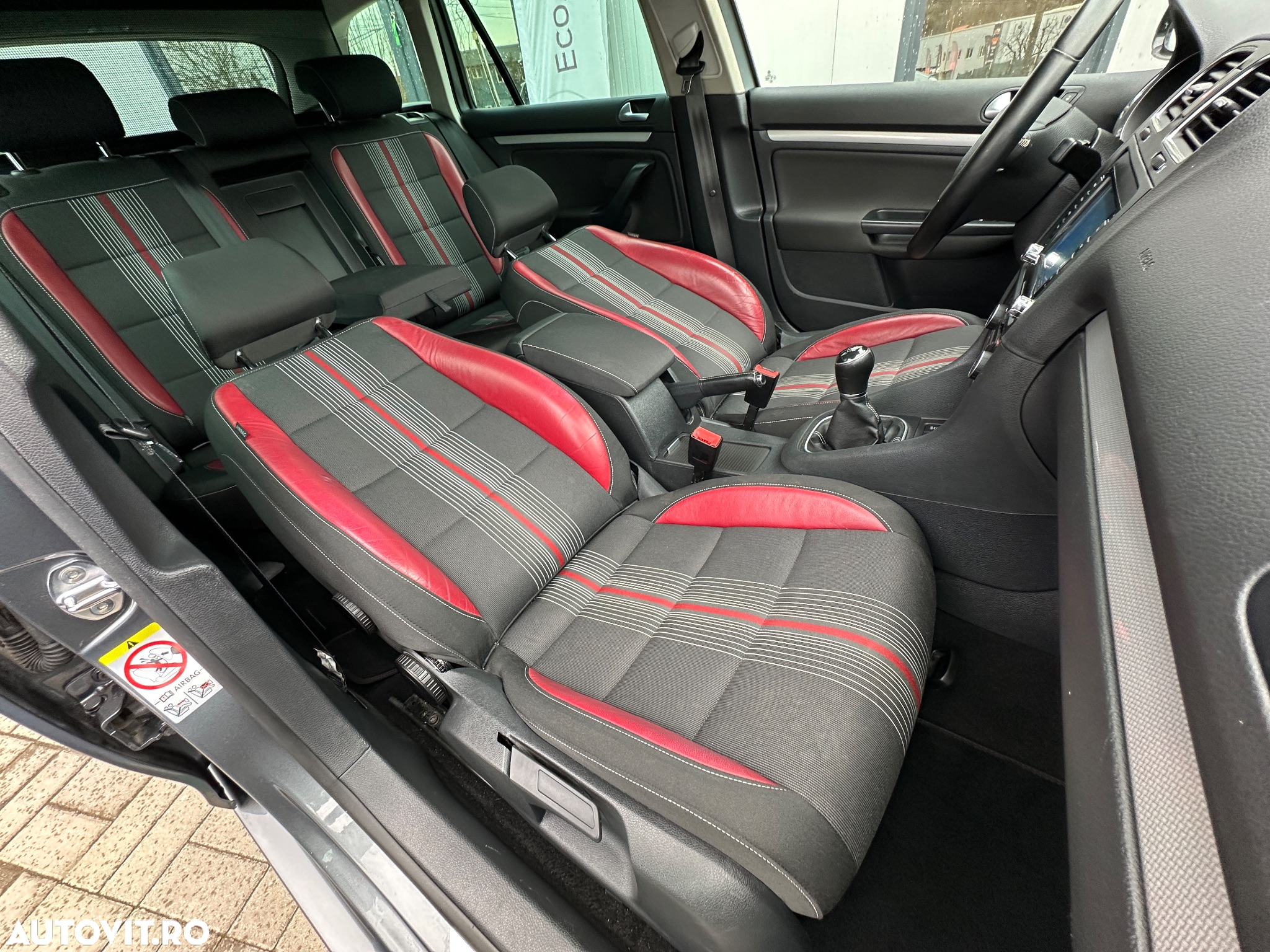 Volkswagen Golf 1.6 TDI DPF MATCH - 25
