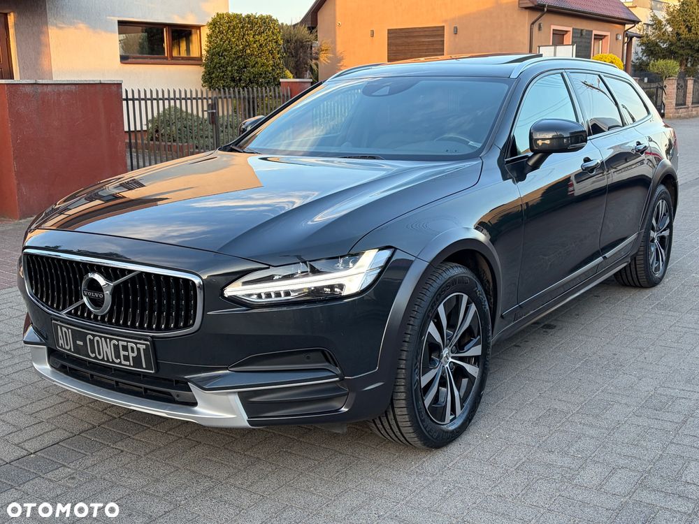 Volvo V90 Cross Country D4 AWD Geartronic Pro - 1