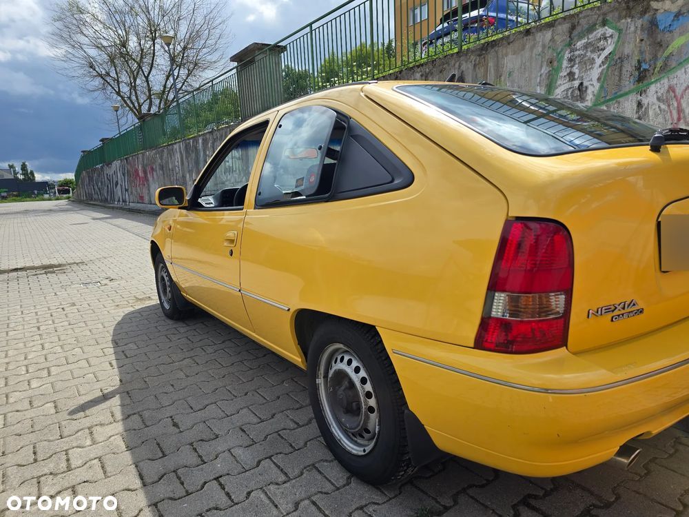 Daewoo Nexia 1.5 GL - 1