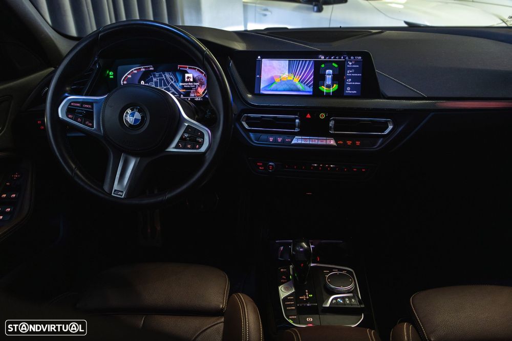 BMW 118 i Pack Desportivo M Auto - 11