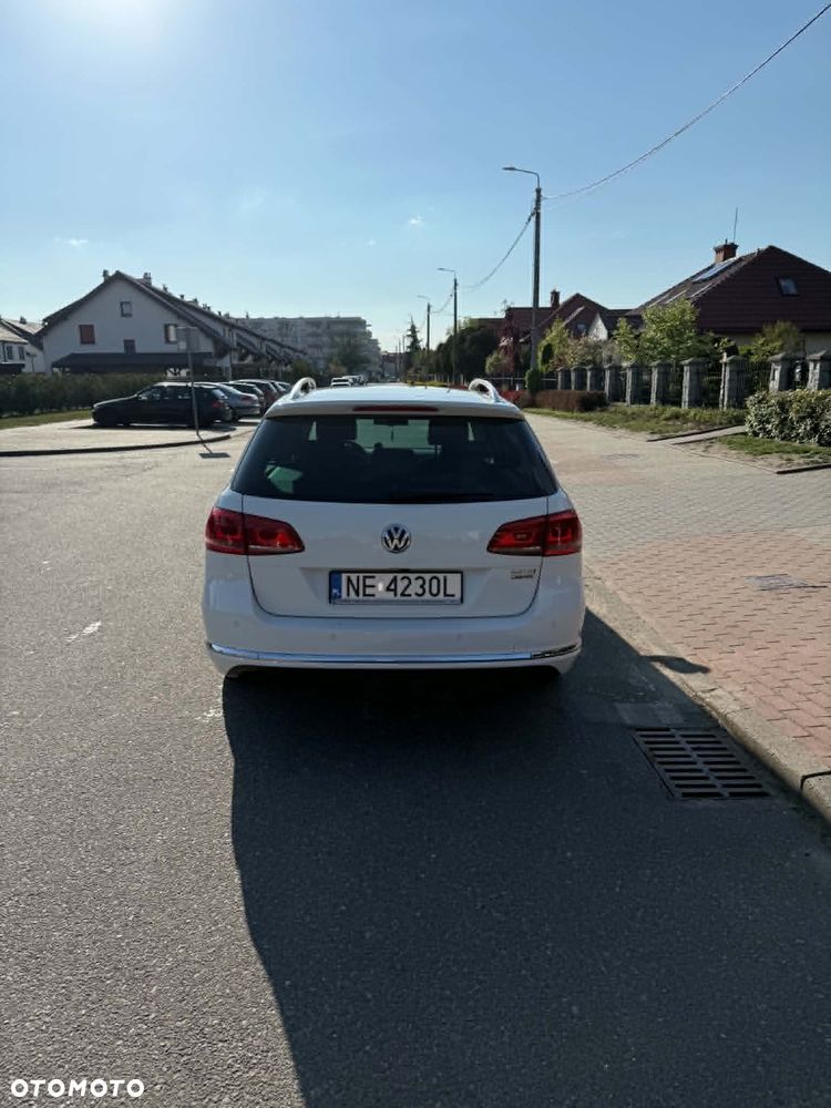 Volkswagen Passat Variant 2.0 TDI 4Mot Highline DSG - 5