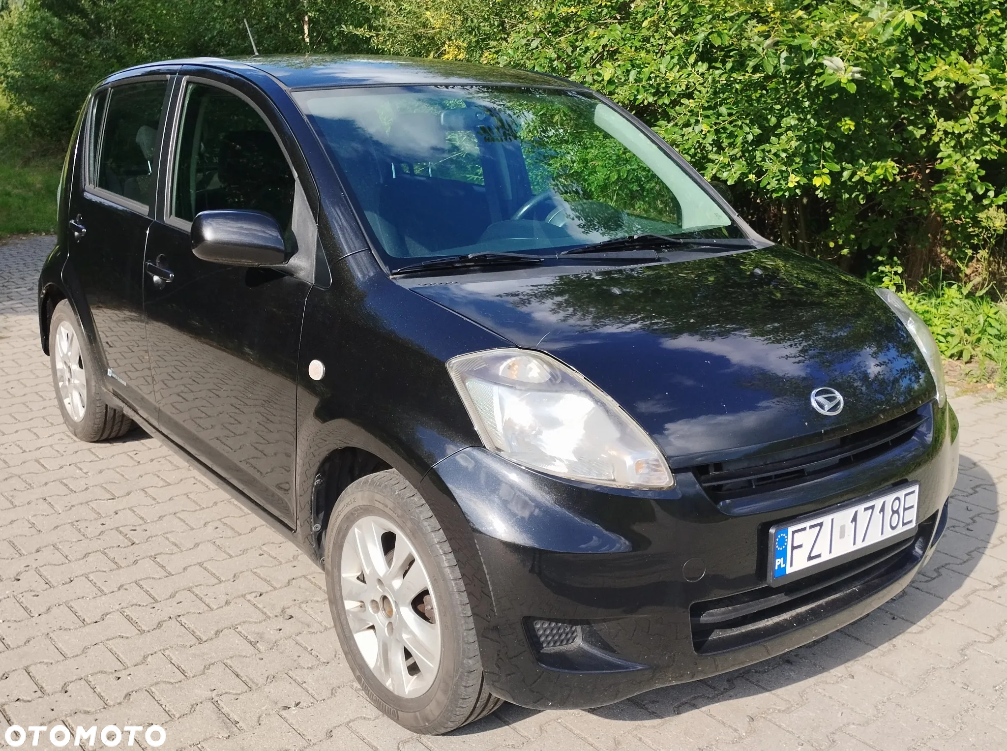 Daihatsu Sirion 1.0 - 2