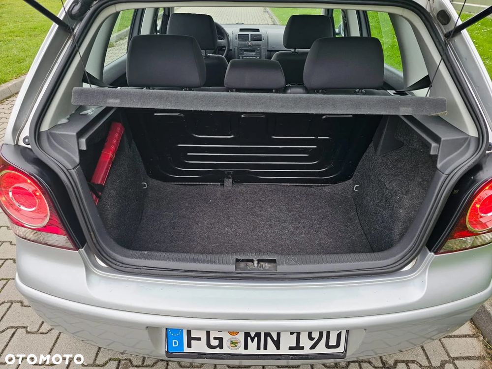 Volkswagen Polo 1.2 Trendline - 11