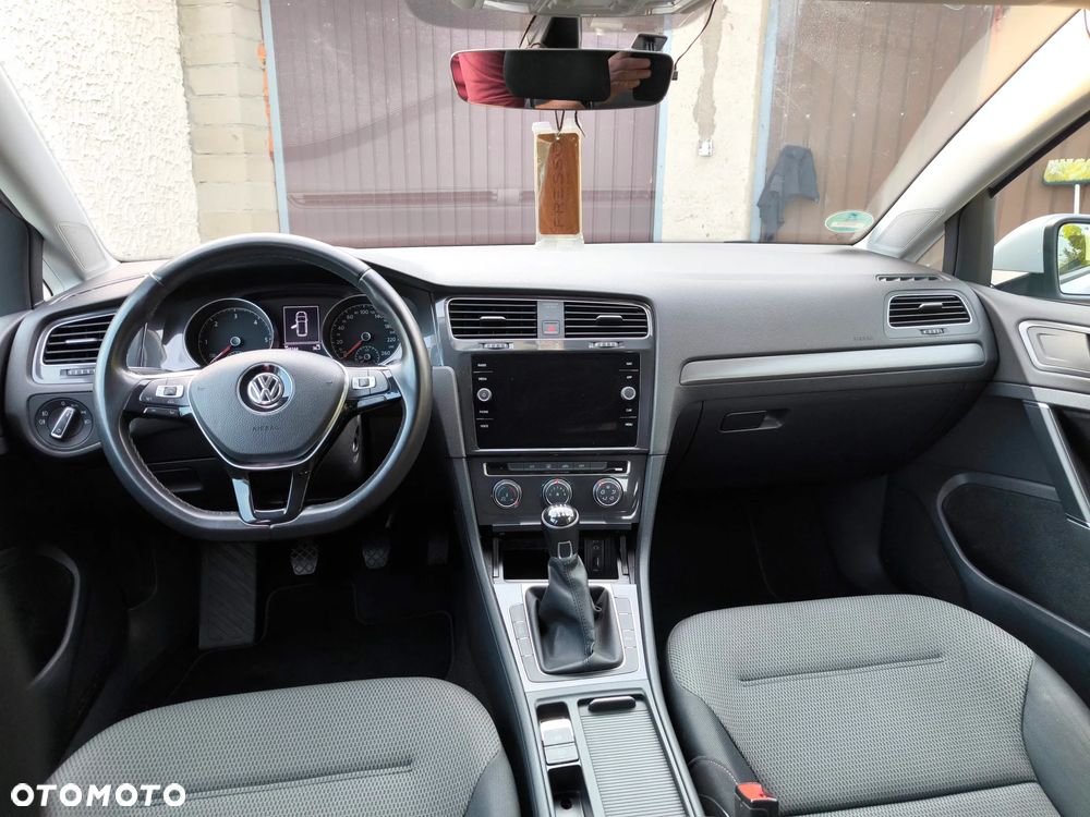 Volkswagen Golf 2.0 TDI (BlueMotion Technology) Comfortline - 9