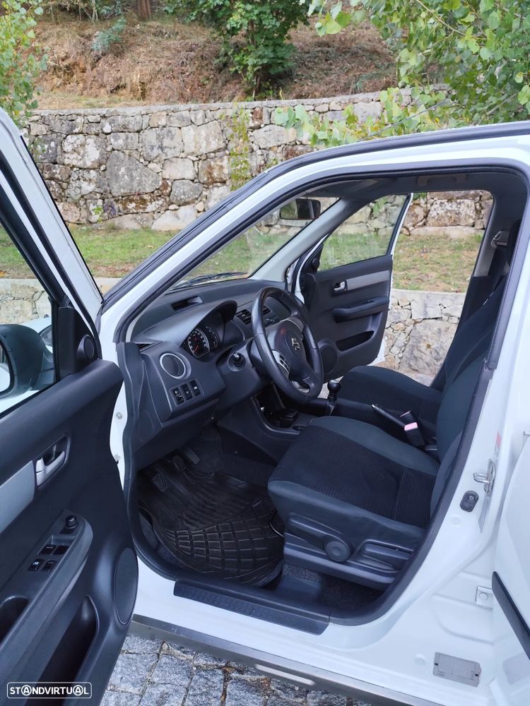 Suzuki Swift 1.3 DDiS Quiksilver - 5