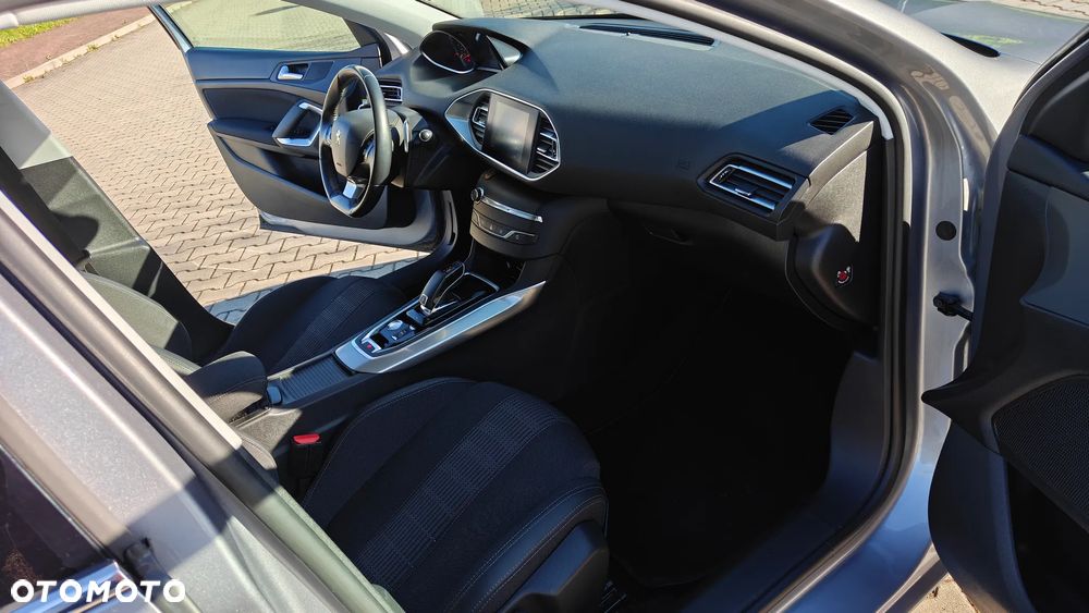 Peugeot 308 PureTech 130 GPF EAT8 Stop & Start Allure - 18