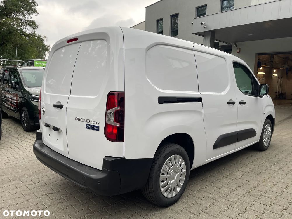 Toyota Proace City - 14