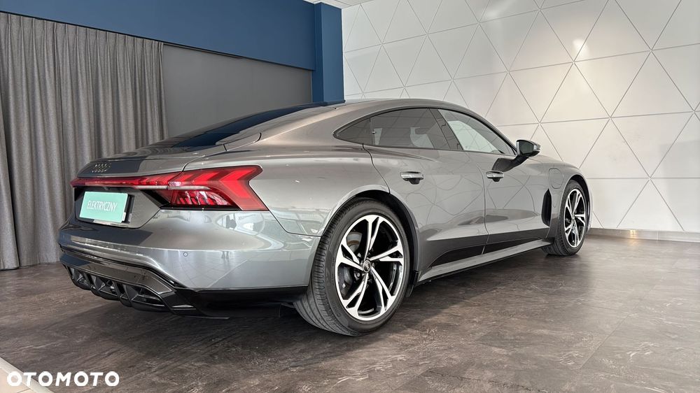 Audi e-tron GT - 6