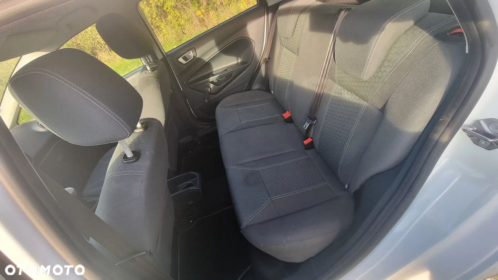 Ford Fiesta - 19