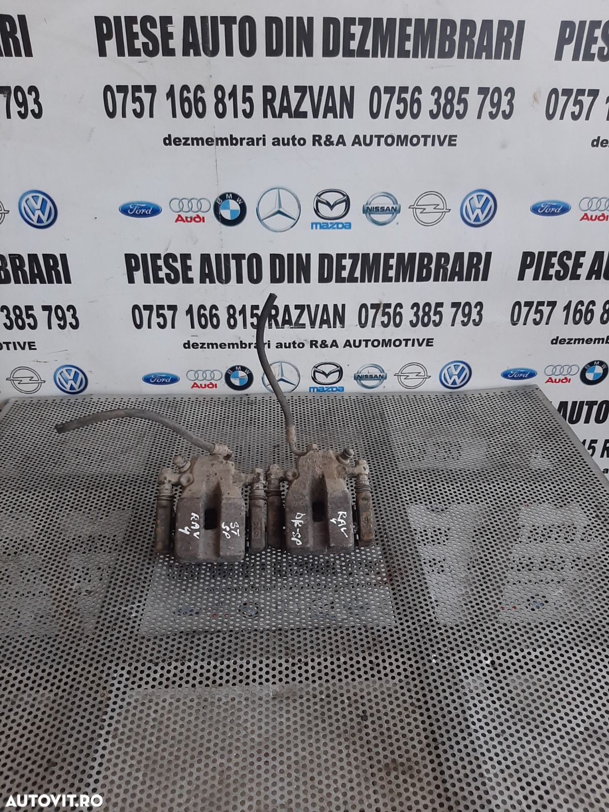 Etrieri Etrier Stanga Dreapta Spate Calaret Suport Etrier Stanga Dreapta Spate Toyota Rav 4 2.2 Diesel An 2006-2012 - 1