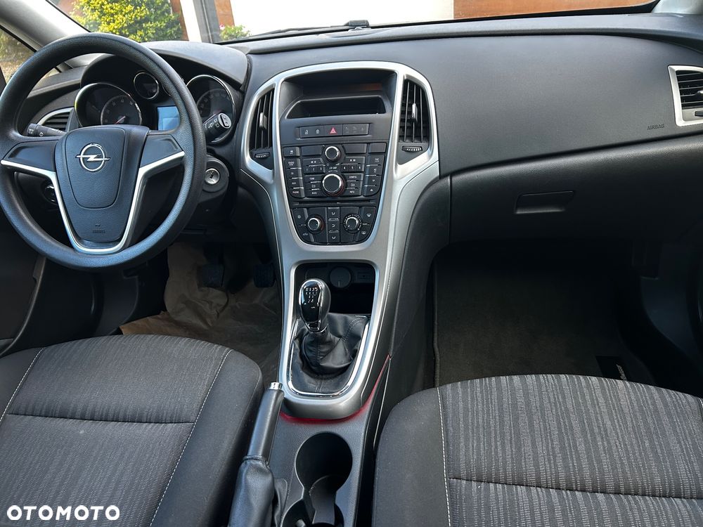 Opel Astra - 12
