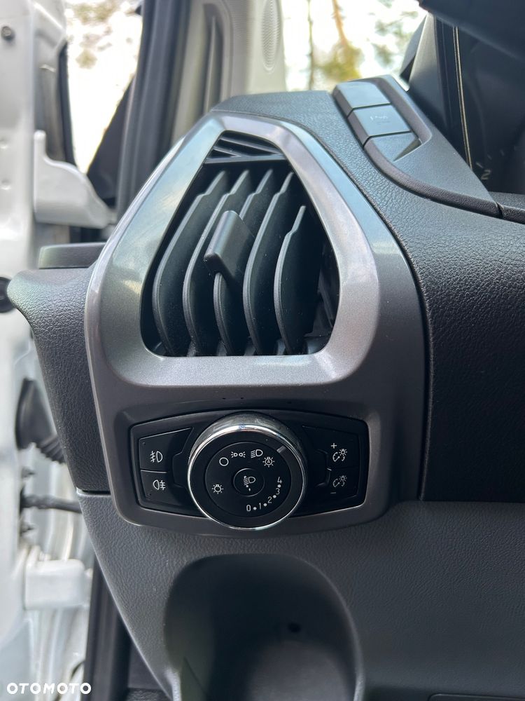 Ford Transit custom - 20