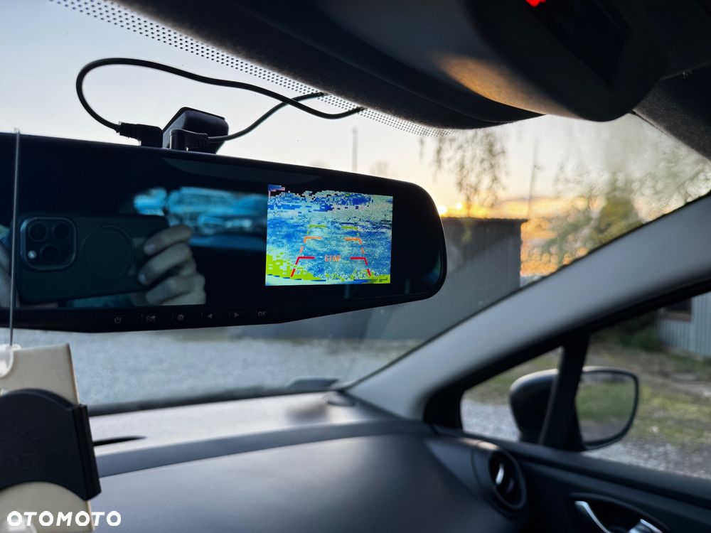 Renault Clio 1.2 16V 75 Start - 23