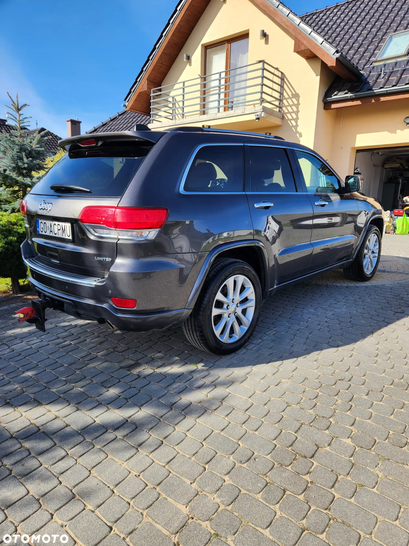 Jeep Grand Cherokee - 10