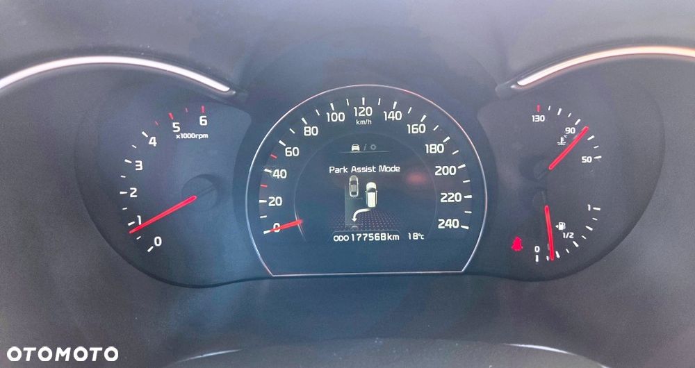 Kia Sorento 2.0 CRDI XL 7os - 38