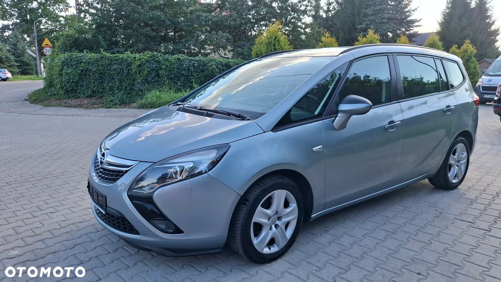 Opel Zafira - 1