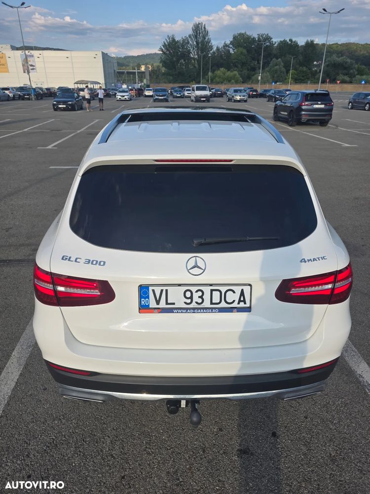 Mercedes-Benz GLC - 27