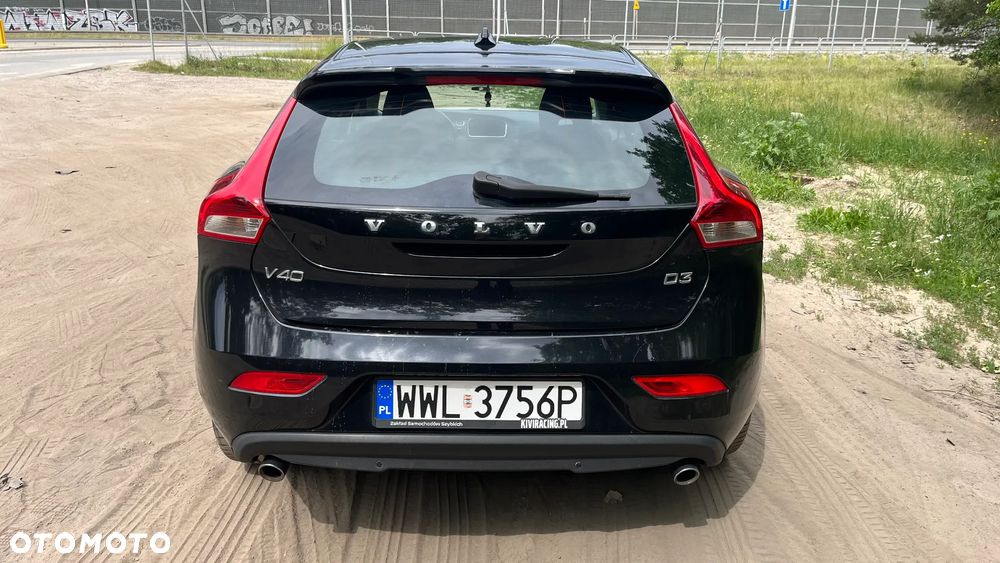 Volvo V40 D3 Momentum - 5