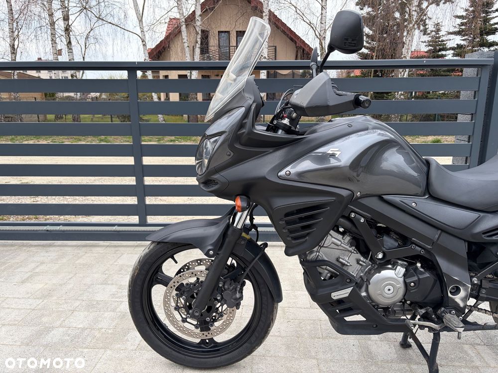 Suzuki V-STROM - 4
