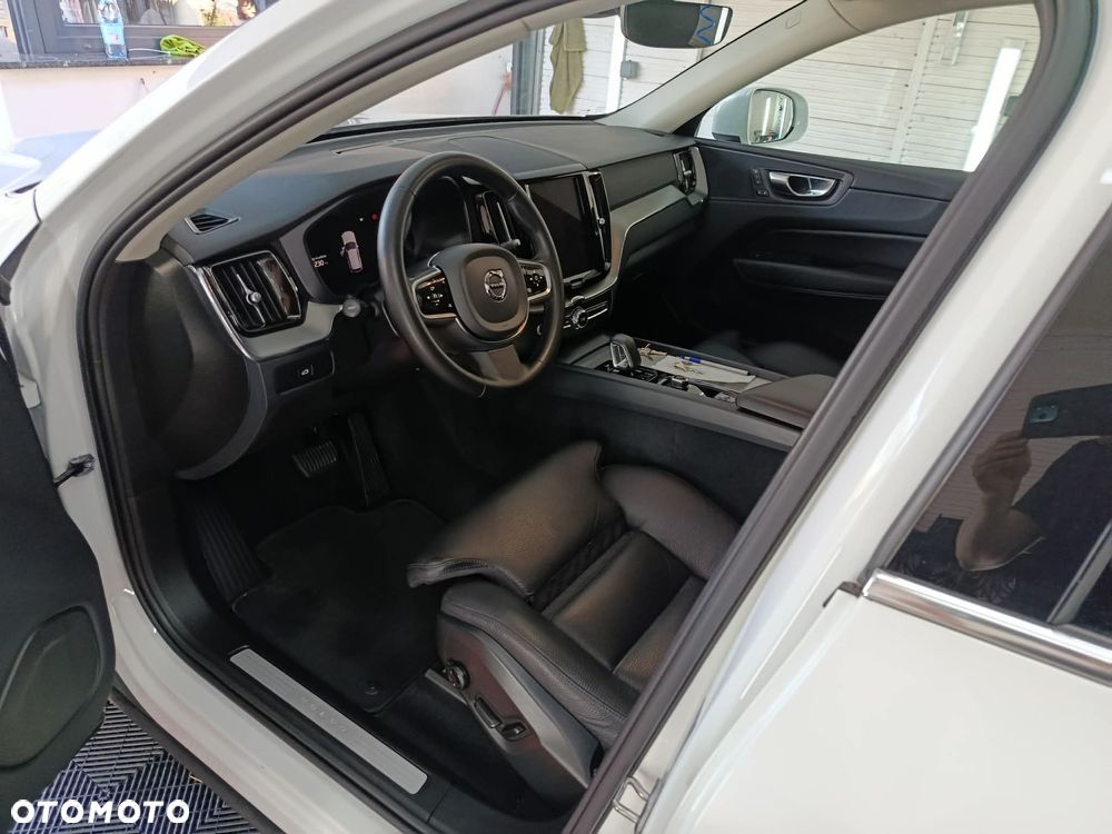 Volvo XC 60 B4 D Plus Bright - 5