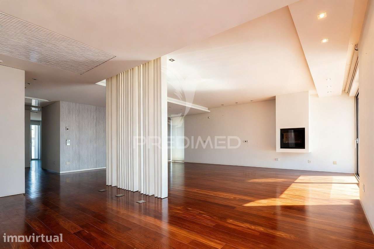 Penthouse T3 de Luxo no Centro de Barcelos — Avenida Nuno Álvares P... - Grande imagem: 4/39