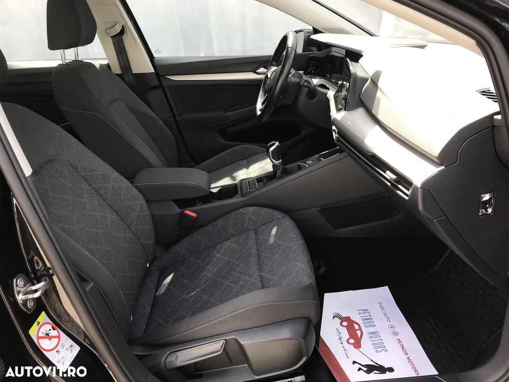 Volkswagen Golf 1.5 TSI ACT Life - 17