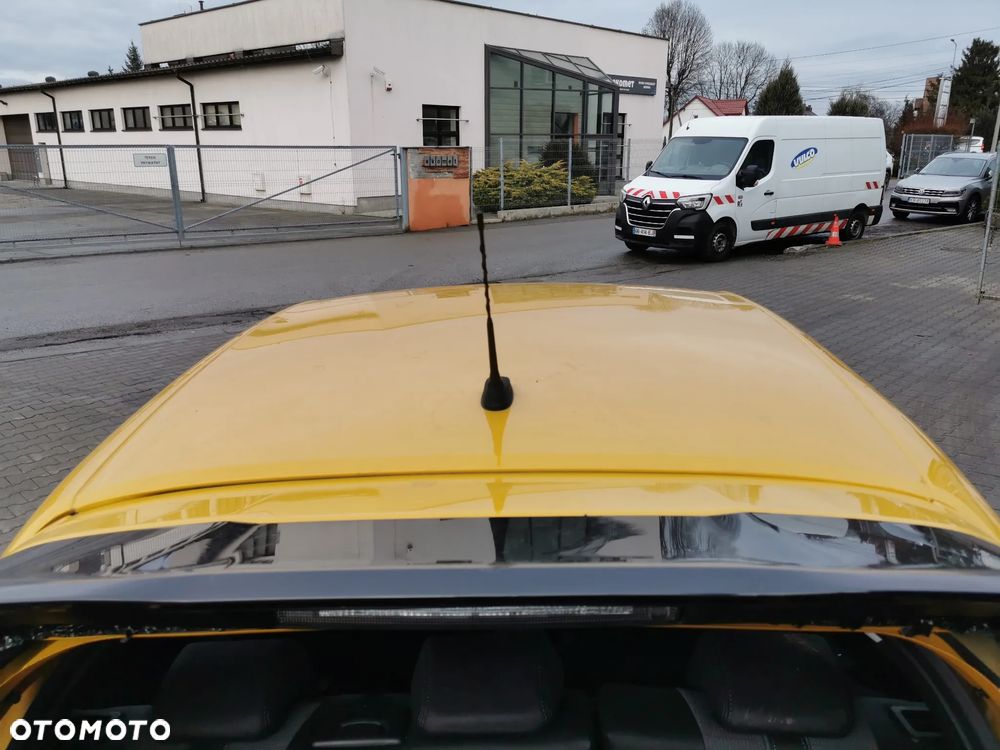 Peugeot 208 PureTech 100 EAT8 Allure - 13