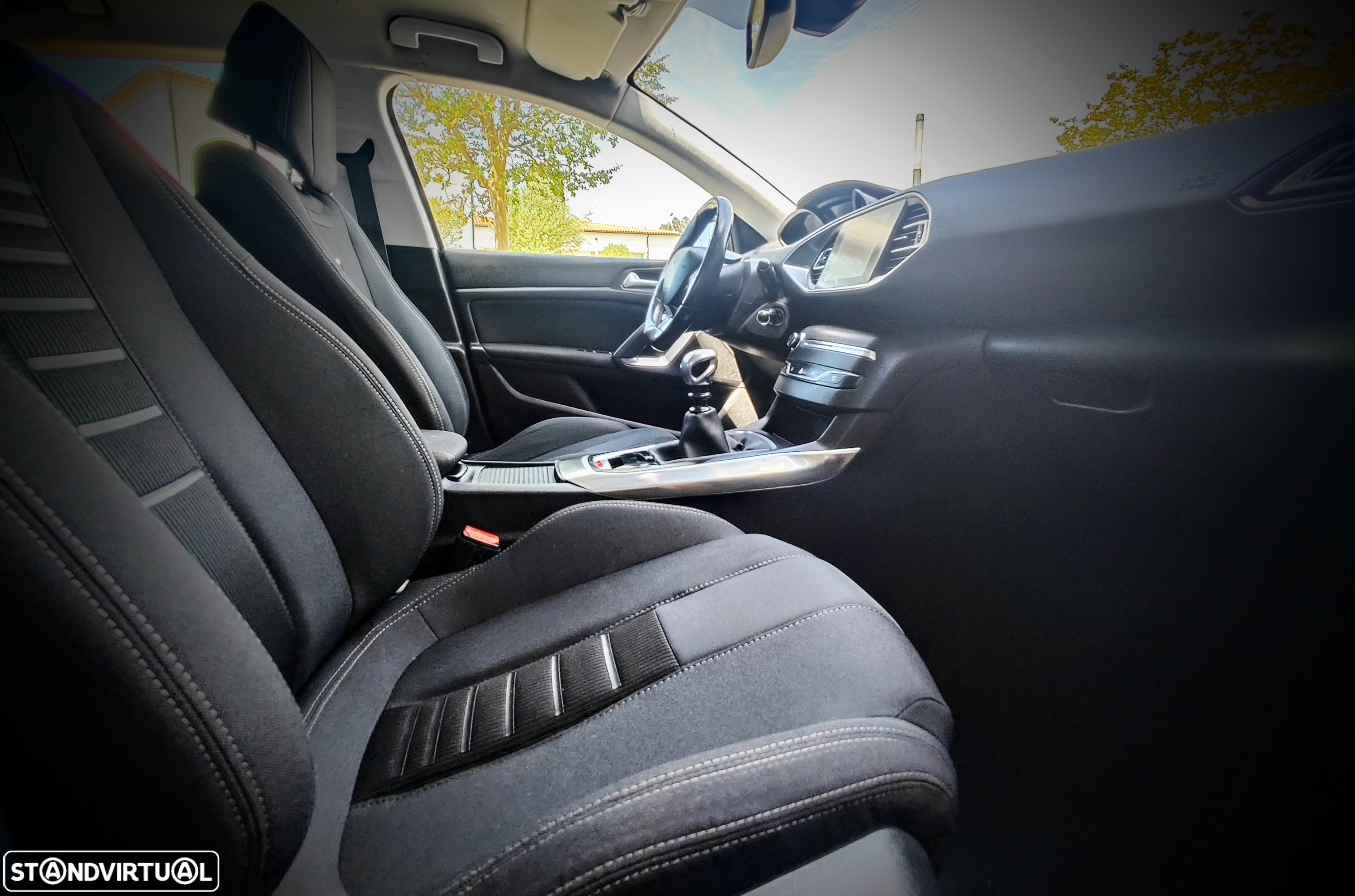 Peugeot 308 1.2 PureTech Allure Full LED - 5