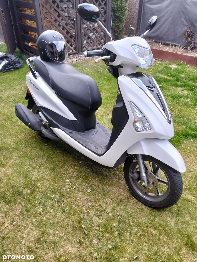Yamaha D'elight - 1