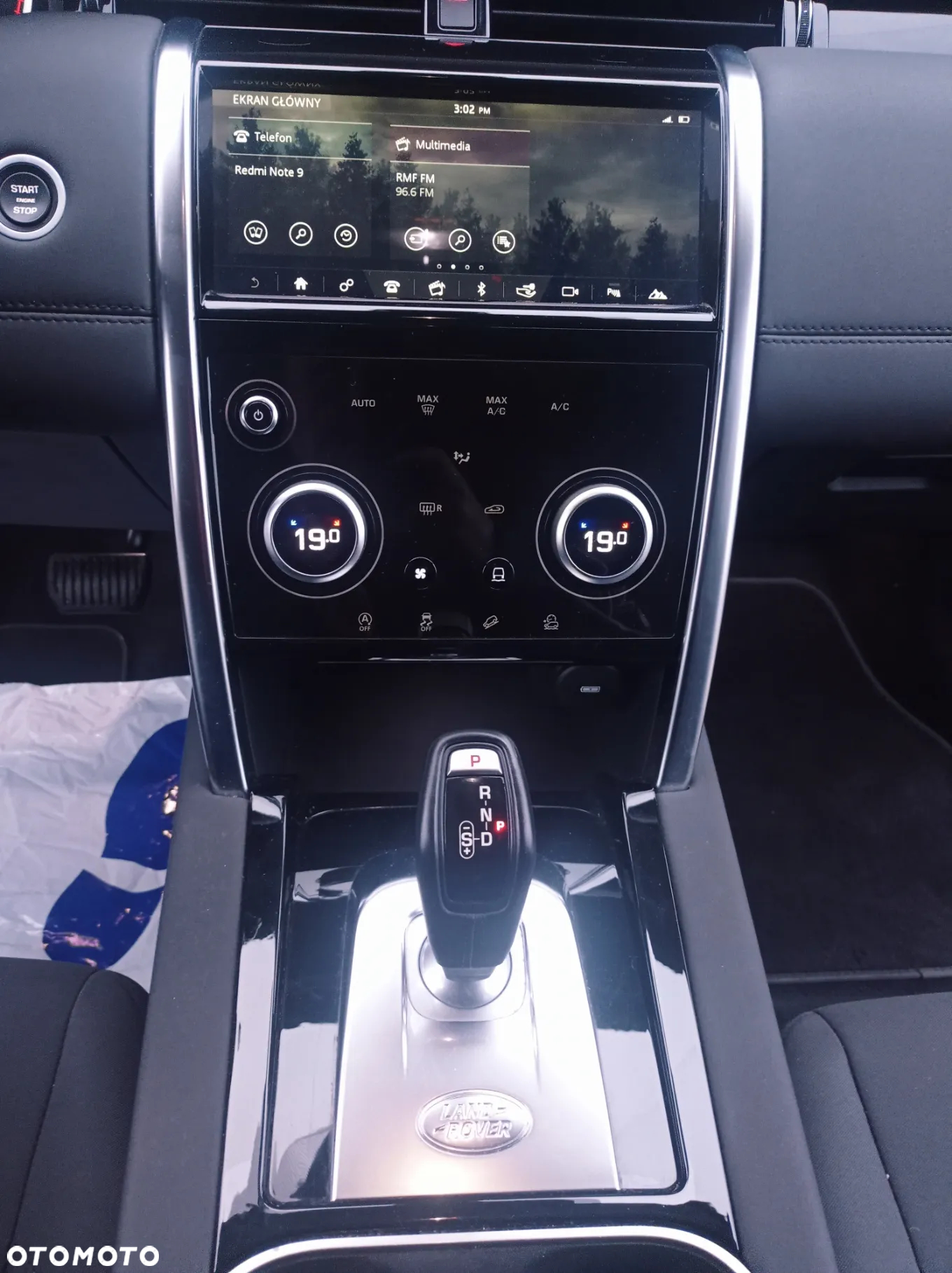 Land Rover Discovery Sport - 22