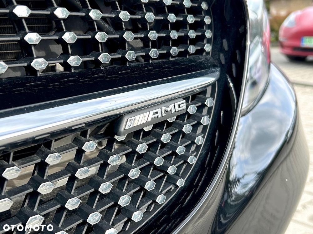 Mercedes-Benz Klasa C AMG 43 4Matic 9G-TRONIC - 11