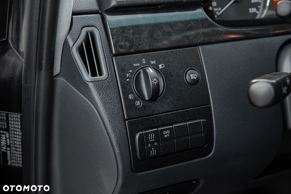 Mercedes-Benz Viano 3.0 CDI DPF lang Automatik Trend - 14