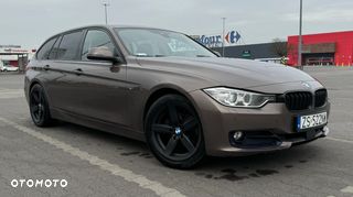 BMW Seria 3 320d Efficient Dynamics Sport Line