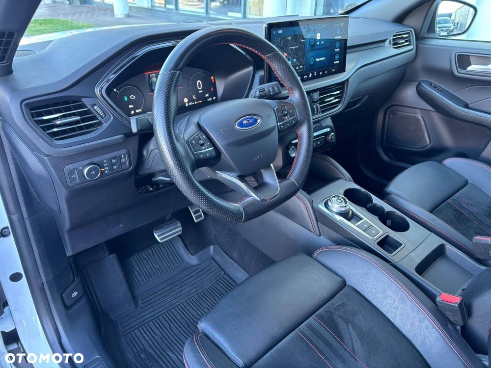 Ford Kuga - 21